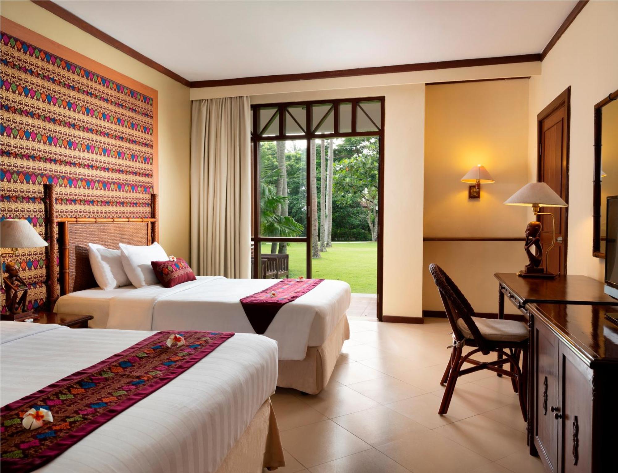 Mangsit Suites By Holiday Resort Lombok Экстерьер фото
