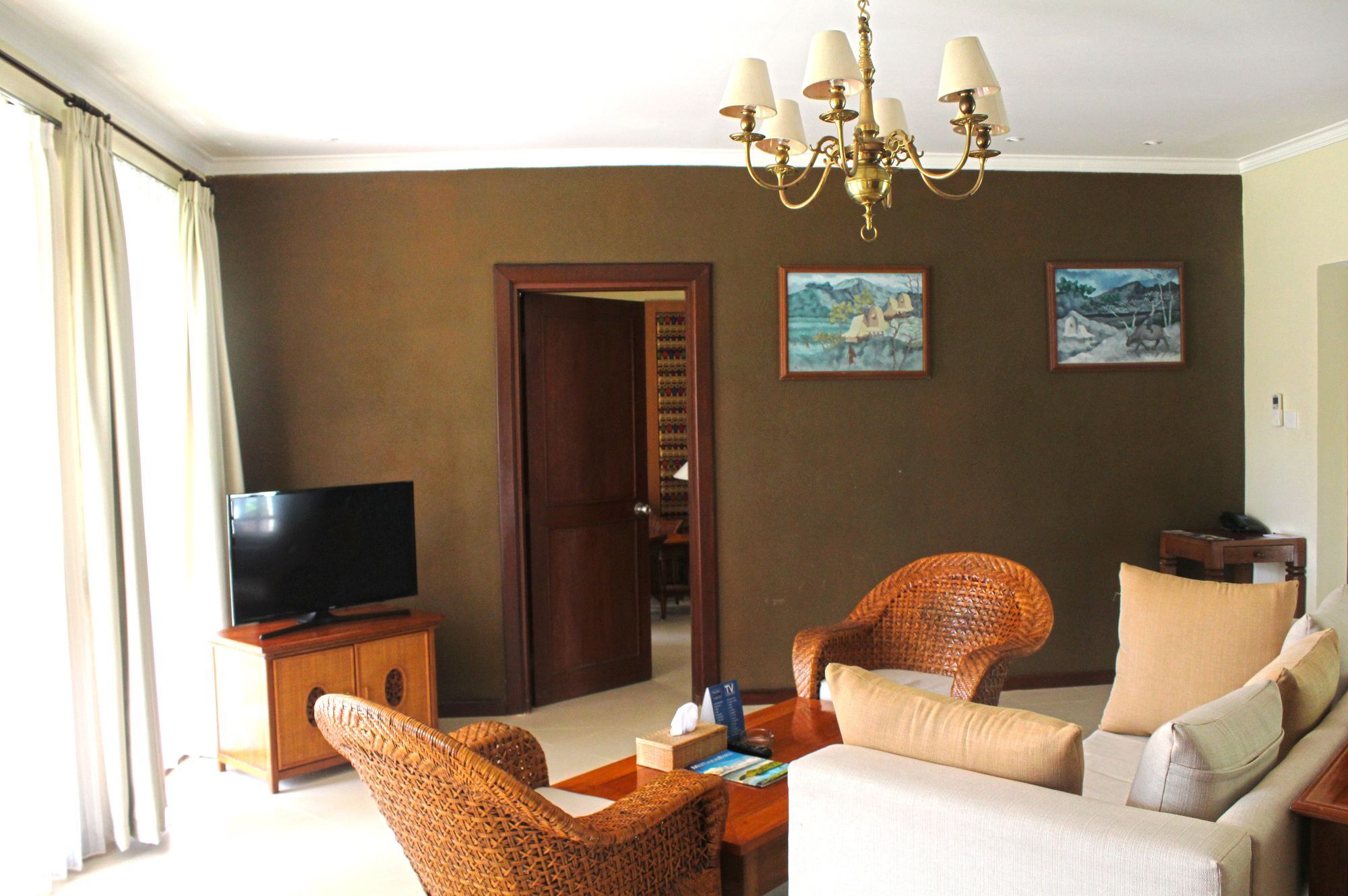 Mangsit Suites By Holiday Resort Lombok Экстерьер фото