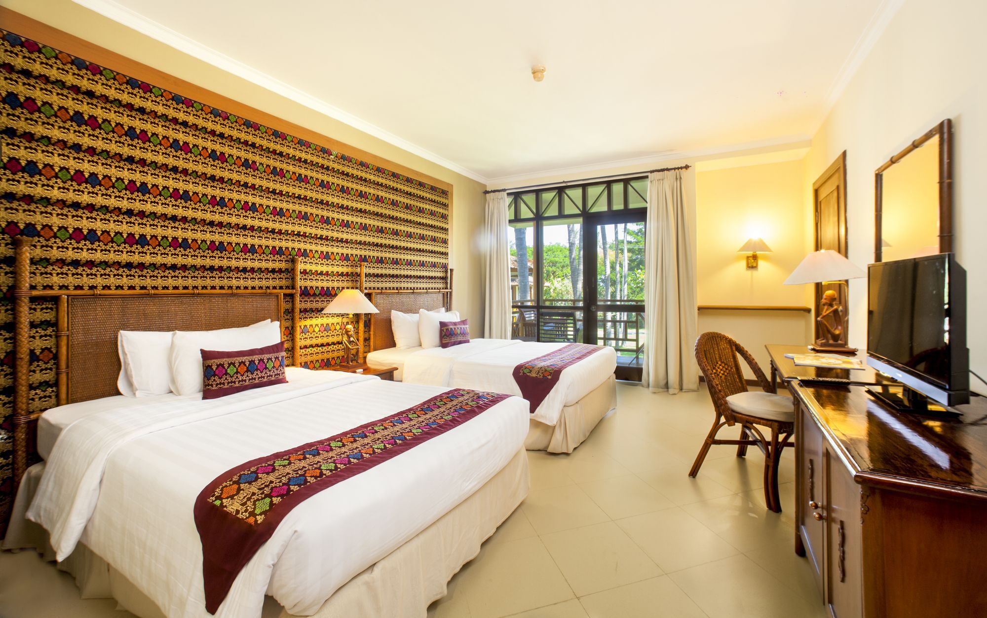 Mangsit Suites By Holiday Resort Lombok Экстерьер фото